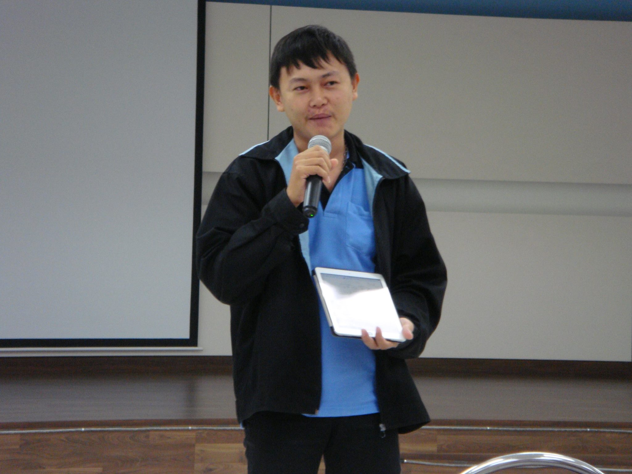 Tsubakimoto Automotive (Thailand) : Public Speaking