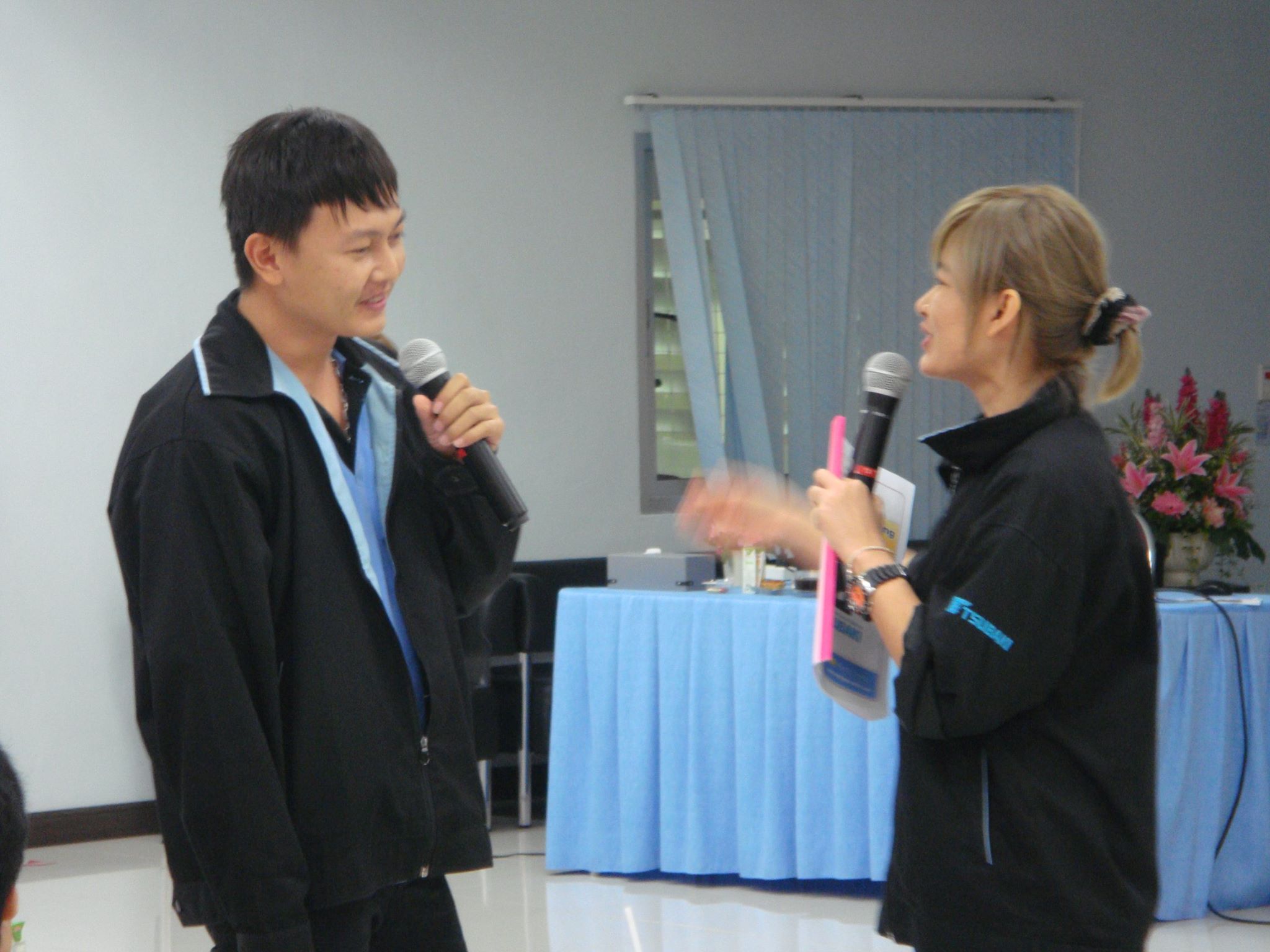 Tsubakimoto Automotive (Thailand) : Public Speaking