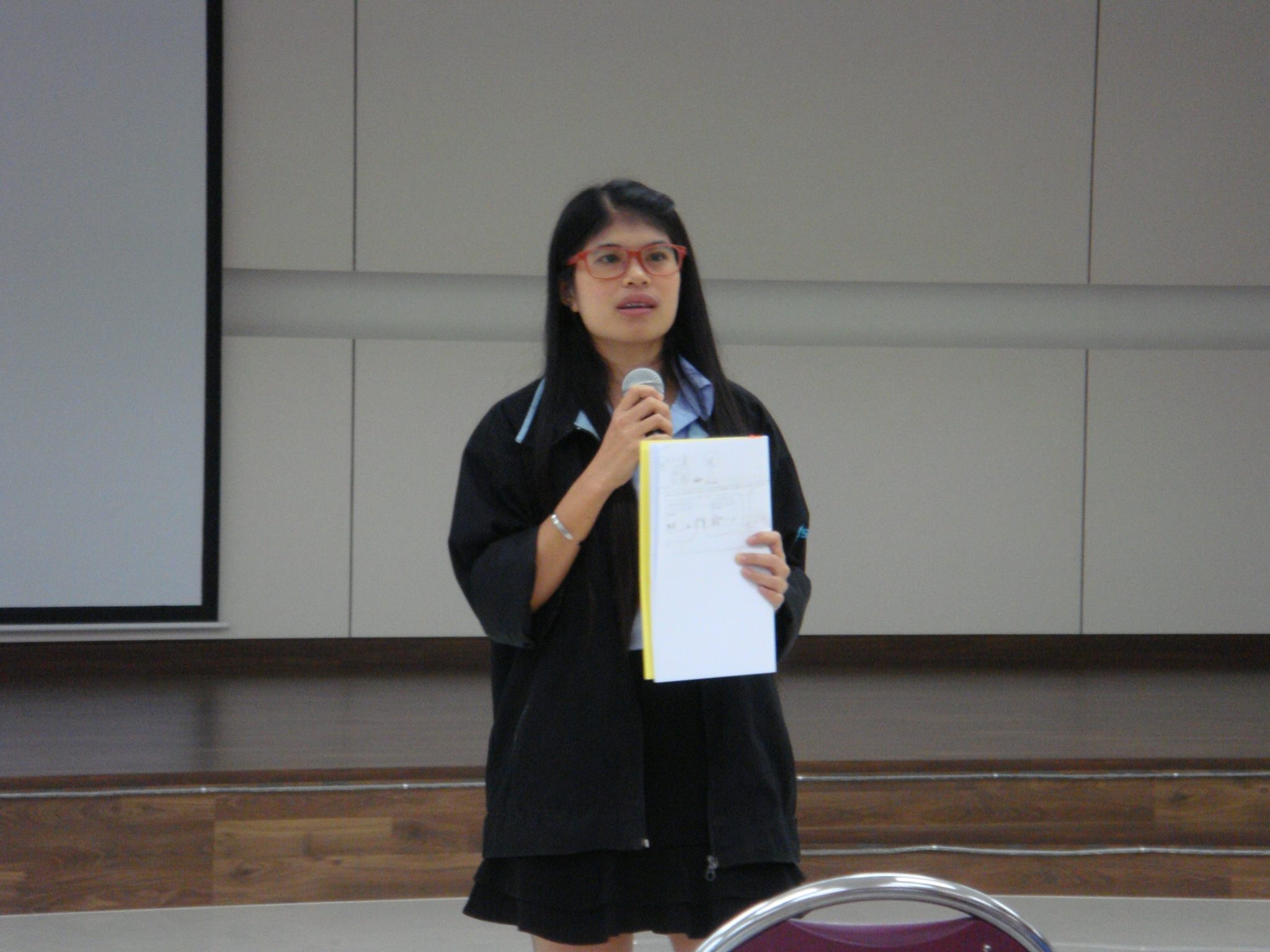 Tsubakimoto Automotive (Thailand) : Public Speaking