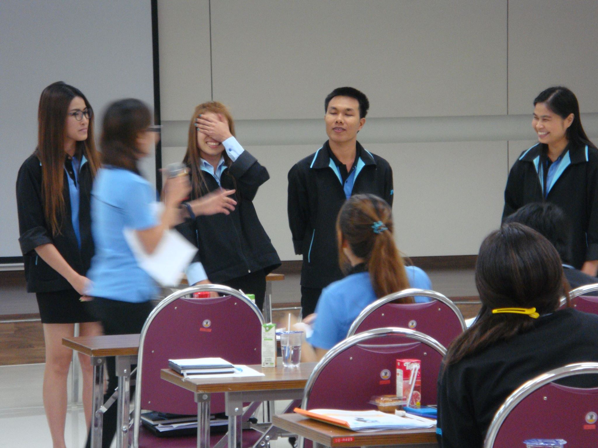 Tsubakimoto Automotive (Thailand) : Public Speaking