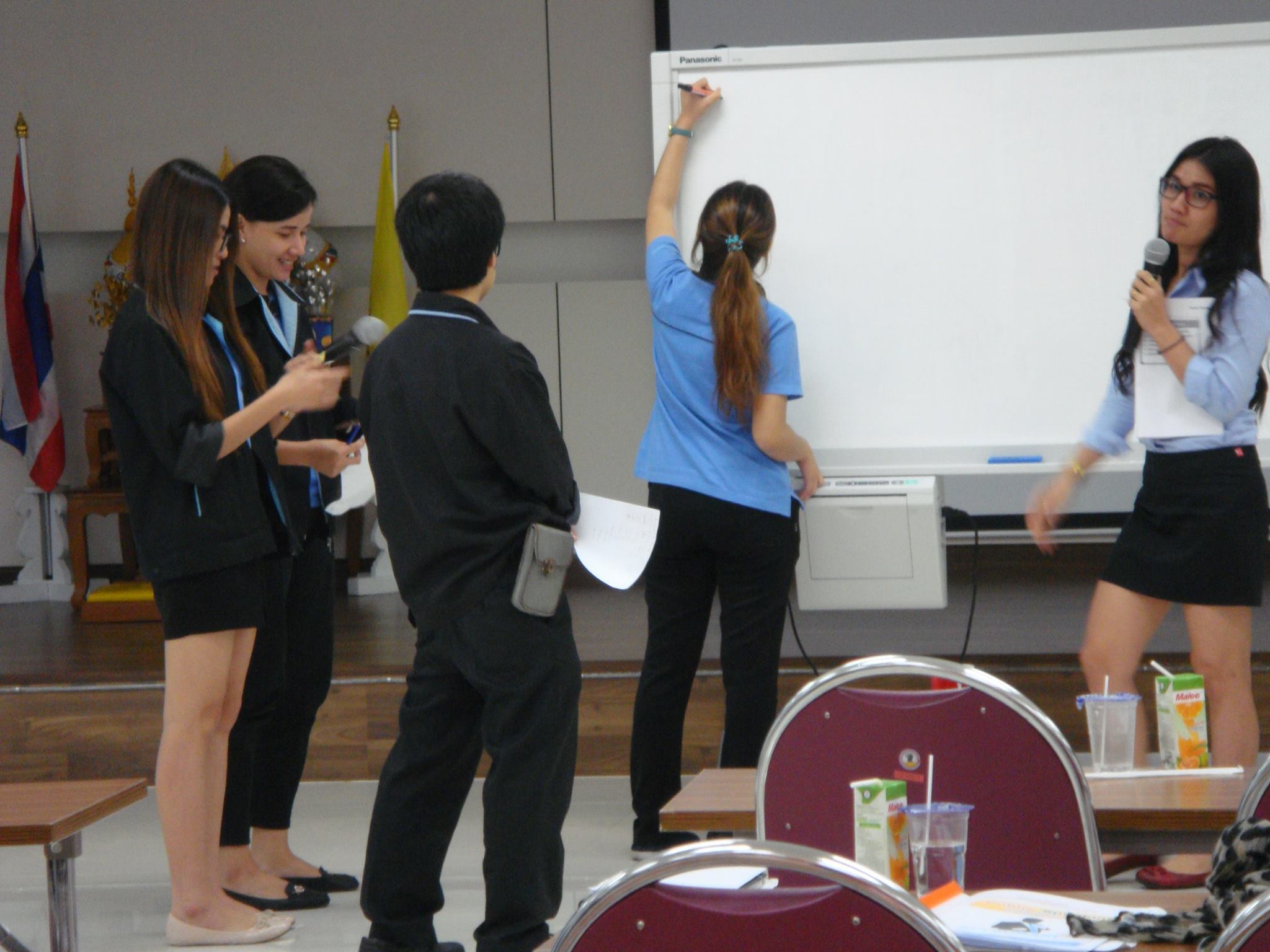 Tsubakimoto Automotive (Thailand) : Public Speaking